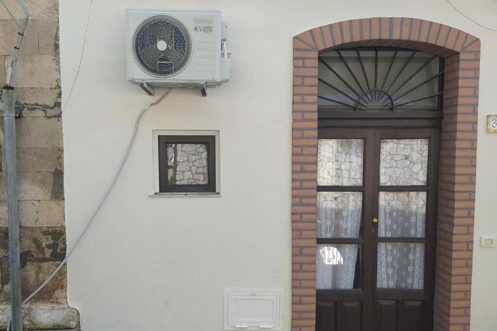 The Modern Vagabond Apartamento Milazzo Exterior foto